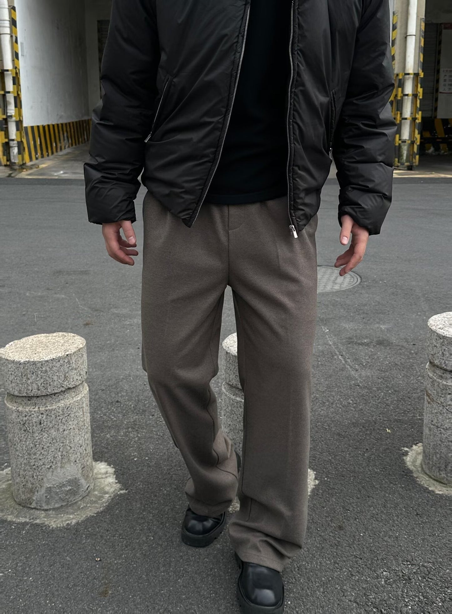 No. Q645  Cleanfit Style Curved-Leg Workwear Straight-Leg Pants